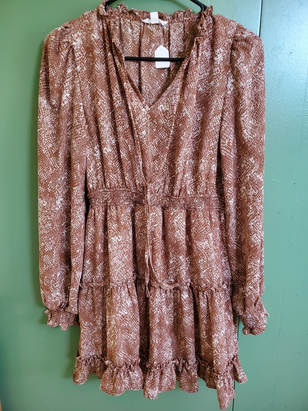 mine Brown Snake-Print Long-Sleeve Tiered Dress
